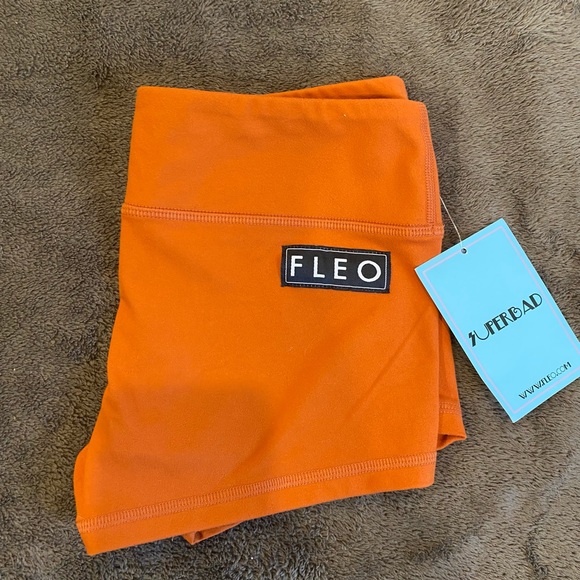 Small Rust Fleo - Picture 1 of 2
